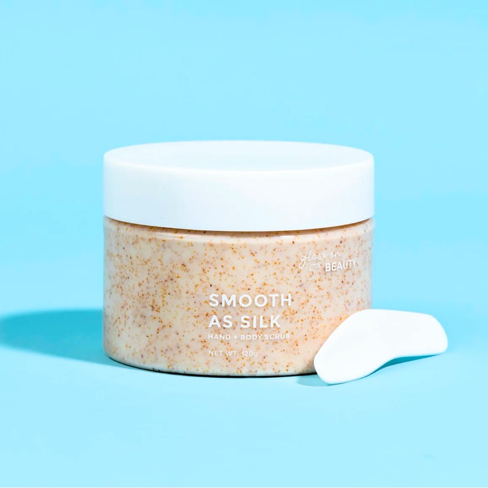 NWT Glow on 5th Beauty Hand + Body Scrub Shea Butter Green Tea Extract Skincare